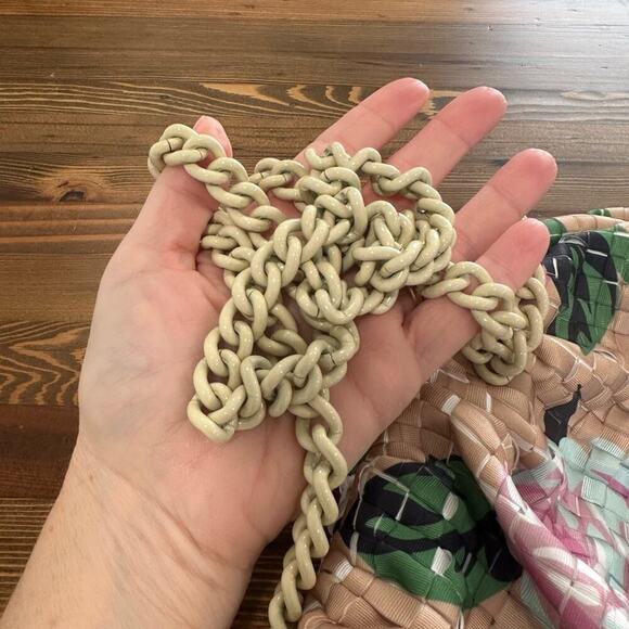 Maria de la Rosa Game Clutch - Picture 2 of 9